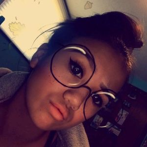 Meet your Posher, Riley